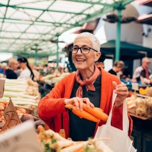 Abitudini quotidiane per mantenersi in salute da anziani